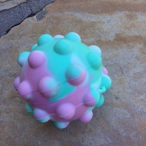 Pop it ball